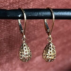 Michael Anthony 10k gold earrings elegant new